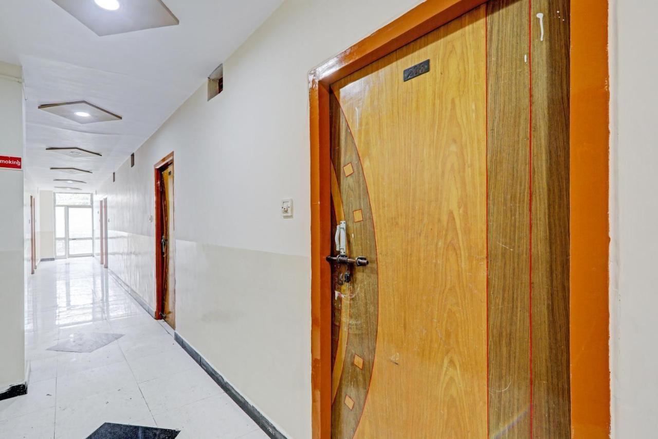 Oyo 27695 Hotel Relation Kánpur Kültér fotó