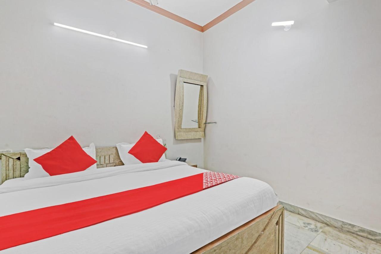 Oyo 27695 Hotel Relation Kánpur Kültér fotó