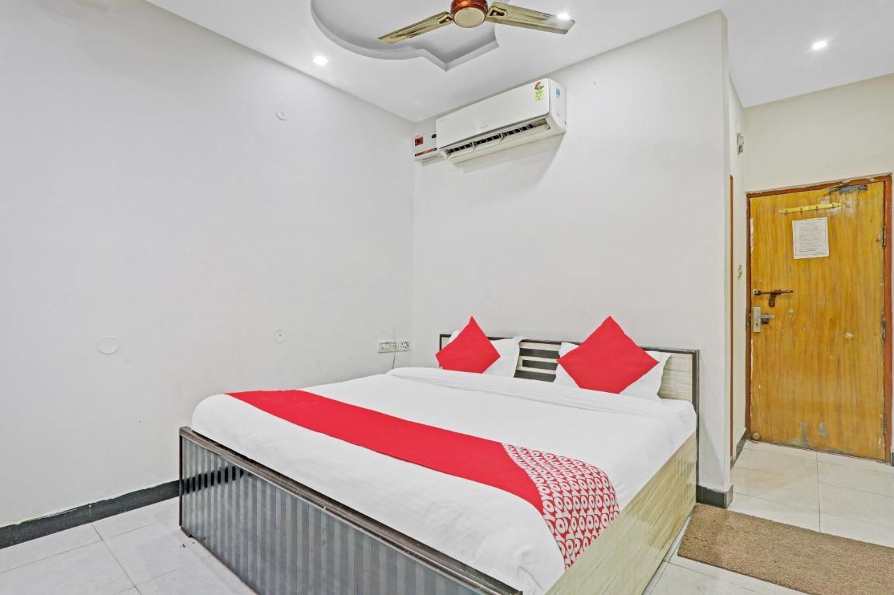Oyo 27695 Hotel Relation Kánpur Kültér fotó